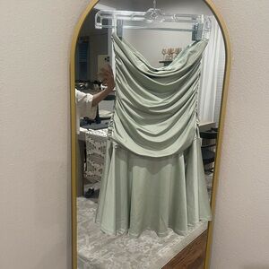 Aritzia-size medium- worn once